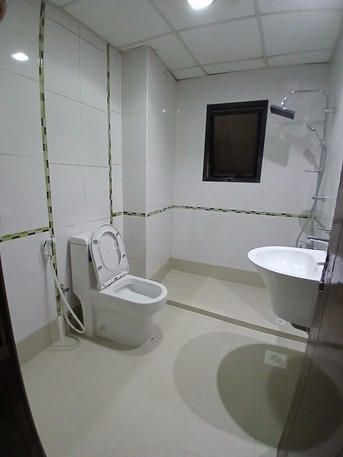 Adliya, Apartments, Flats, Houses & Villas, BHD 75/month,  Fully Furnished Bed Space Available In Adliya