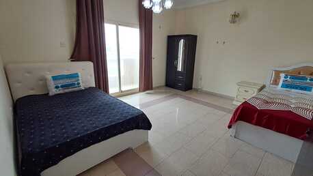 Juffair, Apartments, Flats, Houses & Villas, BHD 75/month,  1 BR,  Bed Space Available In Juffair Near Oasis Mall (fully Furnished)