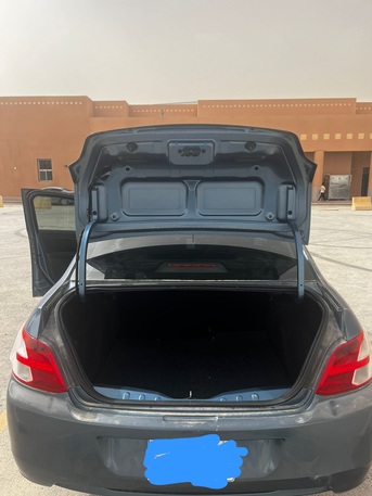 Riyadh, Vehicles, Cars & Trucks , SAR 20000,  Peugeot 301,  2015,  Automatic,  45623 KM,
