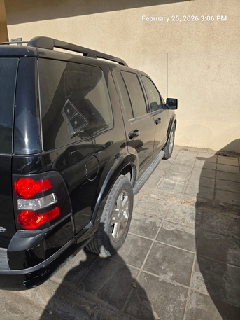 Al Malaz, Vehicles, Cars & Trucks , SAR 16000,  Ford Explorer,  2010,  Automatic,  300000 KM,    XLT 4x4