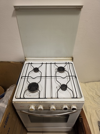 Khobar, Appliances, SAR 450,  Basic Brand Gas Cooking Range With 4 Burners And Oven