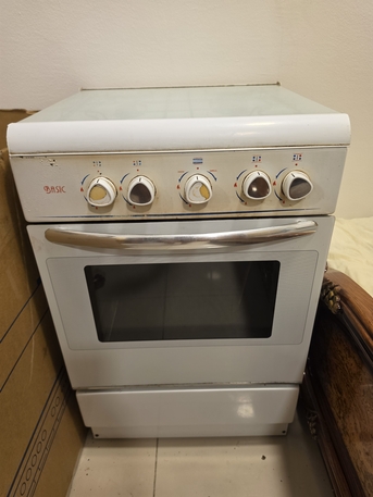 Khobar, Appliances, SAR 450,  Basic Brand Gas Cooking Range With 4 Burners And Oven