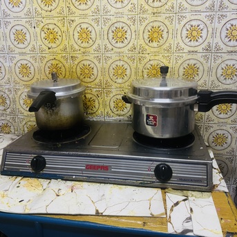 Khobar, Appliances, SAR 300,  Geepas Gas Stove And 2 Cylinder