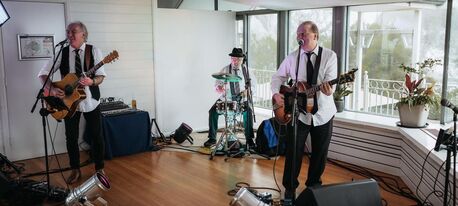 Sydney, Event Planning, Live Entertainment Bathurst For Seniors | Panthers