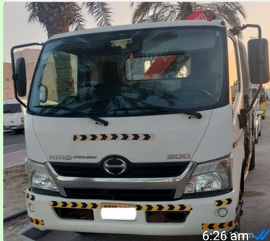 Manama, Vehicles, Cars & Trucks , Abarth Simca,  2016,  Manual,  115000 KM,   Hino Six Wheel With Crane.