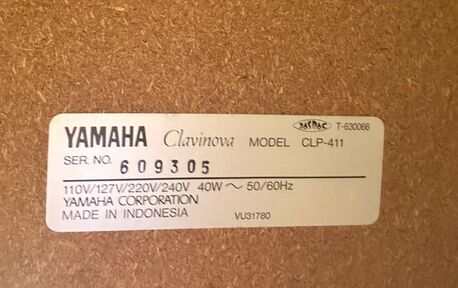 Saar, Musical Instruments, BHD 200,  Excellent Condition = Yamaha Clavinova CLP-411 Digital Piano With Stool