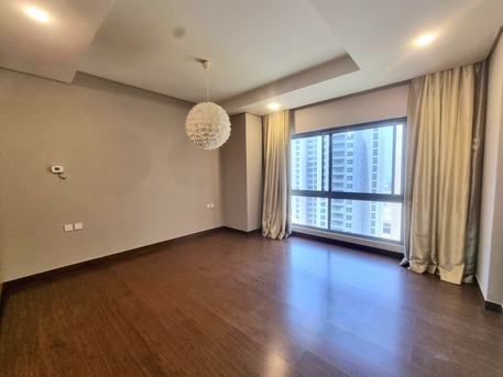 Amwaj Islands, Apartments, Flats, Houses & Villas, BHD 300/month,  2 BR,  130 Sq. Meter,  Elegant 2 BR Semi Furnished Apartment For Rent