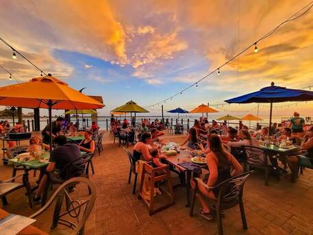 New York, Travel, Book Luxury Beachfront Hotels & Vacation Stays In Clearwater Beach