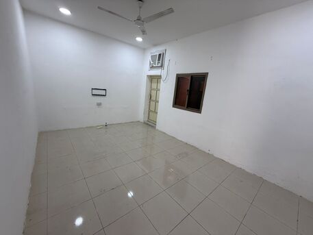 Muharraq, Apartments, Flats, Houses & Villas, BHD 150/month,  1 BR,  Flat For Rent In Muharraq With EWA , Unlimited Opposite Master Point