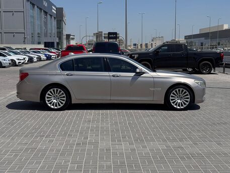 Manama, Vehicles, Cars & Trucks , BHD 1950,  Bmw 750,  2012,  Automatic,  157200 KM,  LI  (Silver)