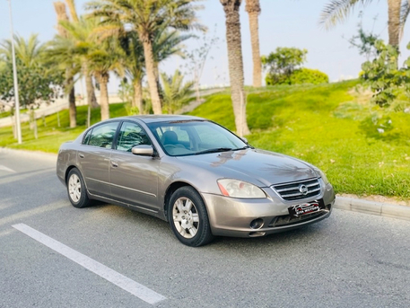 Ras Rumman, Vehicles, Cars & Trucks , BHD 999,  Nissan Altima,  2007,  Automatic,  198000 KM,   -  - Low Budget Car - Good Condition