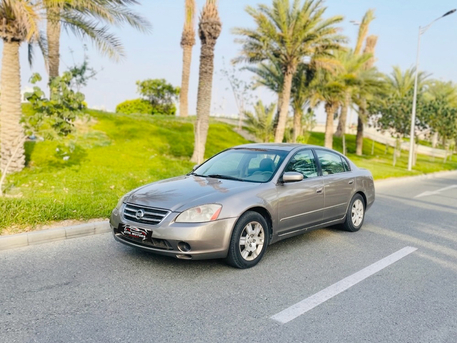 Ras Rumman, Vehicles, Cars & Trucks , BHD 999,  Nissan Altima,  2007,  Automatic,  198000 KM,   -  - Low Budget Car - Good Condition