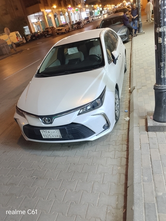 Riyadh, Job Seekers, Rant A Car With Dariver