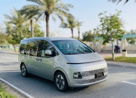 Ras Rumman, Vehicles, Cars & Trucks , BHD 7799,  Hyundai Panel Van,  2023,  Automatic,  104000 KM,  Hyundai Staria -  - 11 Seater - Single Owner - Under Warranty - Agent Maintained