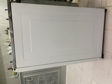 Manama, Household Items, BHD 40,  4 Burner Gas Cooker+ Nader Gas Cylinder With Regulater For Sale