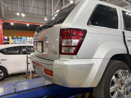 Riyadh, Vehicles, Cars & Trucks , SAR 25000,  Jeep Grand Cherokee,  2007,  Automatic,  416000 KM,   Overland 5.7 HEMI ()