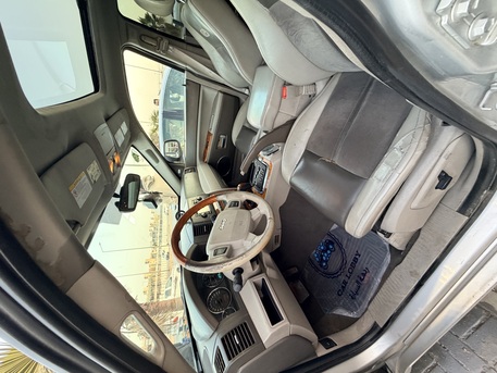Riyadh, Vehicles, Cars & Trucks , SAR 25000,  Jeep Grand Cherokee,  2007,  Automatic,  416000 KM,   Overland 5.7 HEMI ()