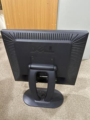 Umm Al Hassam, Computers, BHD 7,  Dell 19-inch LCD Monitor (Complete With Cables) - BHD 7