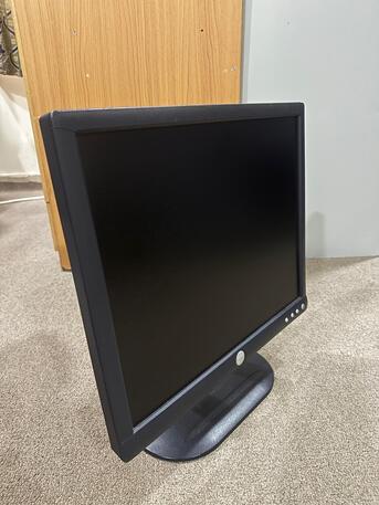 Umm Al Hassam, Computers, BHD 7,  Dell 19-inch LCD Monitor (Complete With Cables) - BHD 7