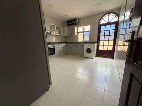 Manama, Villas, BHD 700,  Spacious And Peaceful Villa  For Rent