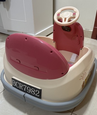 Thuqbah, Baby & Kid Stuff, SAR 240,  Elegant 6V Dual, Motor, Electric Kids Car