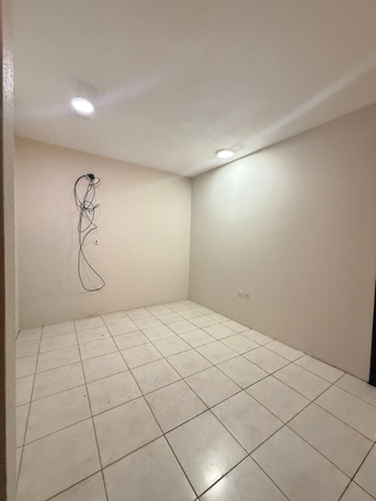 Jubail, Apartments, Flats, Houses & Villas, 2BHK UNFURNISHED APARTMENT AVAILABLE FOR BACHELOR