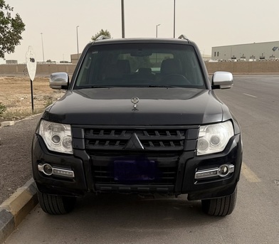 Riyadh, Vehicles, Cars & Trucks , SAR 27500,  Mitsubishi Pajero,  2010,  Automatic,  322000 KM,  Pajero For Sale SAR 27500