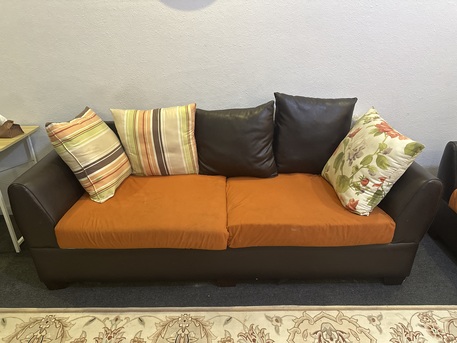 Jeddah, Furniture, SAR 400,  Leather Sofa