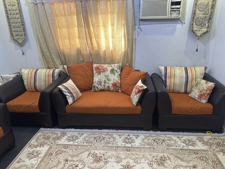 Jeddah, Furniture, SAR 400,  Leather Sofa