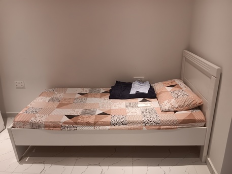 Salmaniya, Furniture, BHD 20,  Single Bed With Mattress