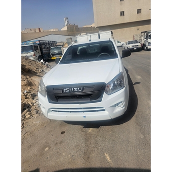 Riyadh, Vehicles, Cars & Trucks , SAR 70000,  Isuzu D-MAX,  2025,  Manual,  4000 KM,  Isuzo Pickup Model