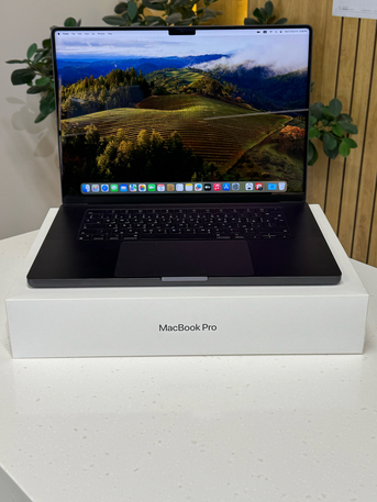 Riyadh, Computers, SAR 7900,  MacBook Pro M3 Pro 16"