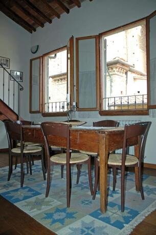Florence, Apartments, Flats, Houses & Villas, EUR 1100/month,  Furnished,  2 BR,  Cozy, Quite Apartment In San Frediano
