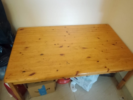 Al Malaz, Furniture, SAR 60,  Honey-Finish Table For Sale