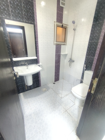 Muharraq, Apartments, Flats, Houses & Villas, BHD 320/year,  4 BR,  Semi Furniture Flat For Rent In Qalali 4 Bedrooms 320 Bd Including Ewa Unlimited