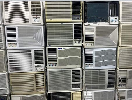 Al Suwaidi, Air Conditioners, SAR 600,  Excellent Cooling -Lg - Samsung  1-4 Ton Available  Slightly Used"