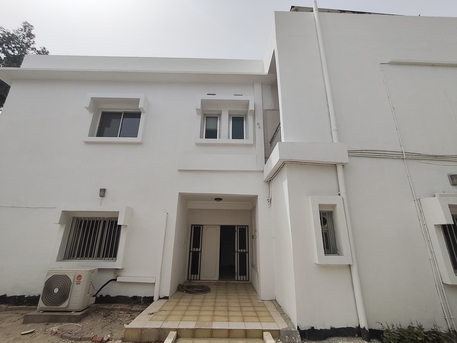 Manama, Apartments, Flats, Houses & Villas, BHD 750/year,  5 BR,  Sehla:- 5Bhk Semifurnished Duplex Villa On Rent..