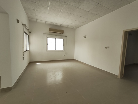 Manama, Apartments, Flats, Houses & Villas, BHD 750/year,  5 BR,  Sehla:- 5Bhk Semifurnished Duplex Villa On Rent..