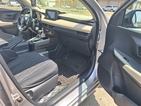 Jizan, Vehicles, Cars & Trucks , SAR 55000,  Toyota Yaris,  2024,  Automatic,  23000 KM,   Mileage Only , No Accidents, Under Warranty