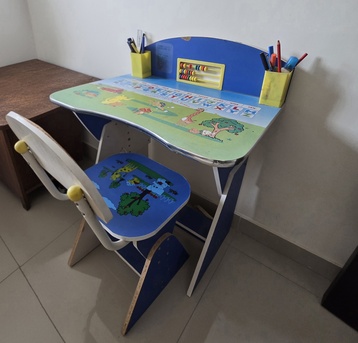 Zinj, Furniture, BHD 30,  Studay Table With Racks, Study Desk And Chair