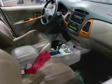 Riyadh, Vehicles, Cars & Trucks , SAR 28,  Toyota Innova,  2010,  Automatic,  250 KM,