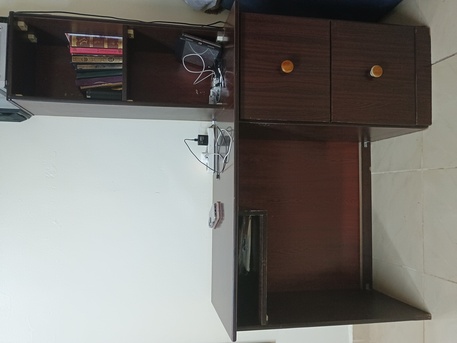 Yanbu, Household Items, SAR 100,  Study Table