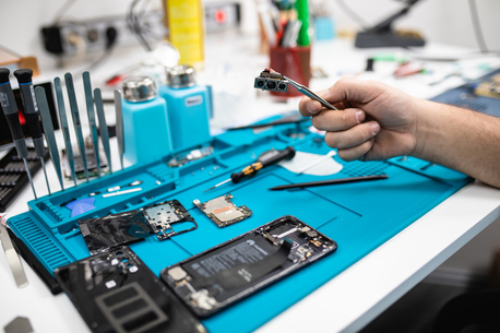 London, Business, Mobile Phone Repair Shop In Cannington, WA Fast