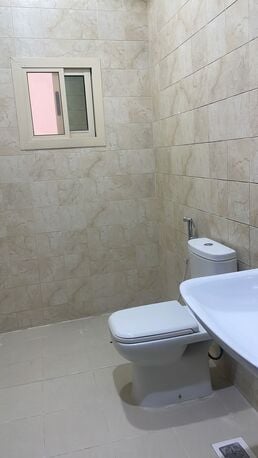Busaiteen, Apartments, Flats, Houses & Villas, BHD 180/month,  1 BR,  Flat For Rent In Busaiteen