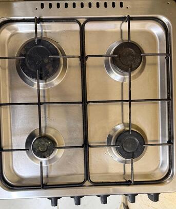 Manama, Household Items, BHD 45,  Cooking Range With Medium-size Gas Cylinder And  Regulator