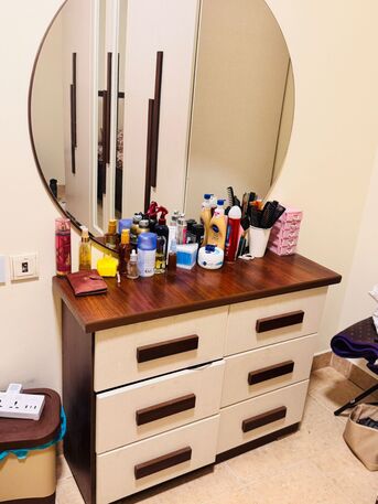 Al Nakheel, Furniture, SAR 1000,  Bedset + Dining Table And Householditems