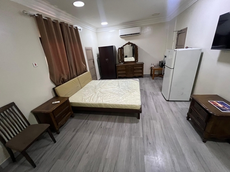 Zinj, Apartments, Flats, Houses & Villas, BHD 180/year,  1 BR,  EXCELLENT STUDIO FULLYFURNISHED FLAT WITH HOUSEKEEPING | INTERNET Contact :- +9-3 66942050