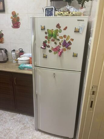 Mumbai, Electronics, INR 1500,  Refrigerator & Wishing Manchin