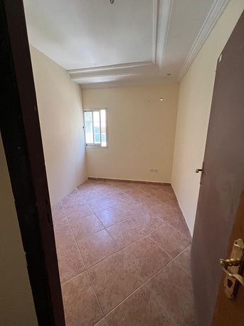 Riyadh, Apartments, Flats, Houses & Villas, SAR 28000/month,  2 BHK Flat Available In A Descent Villa. Malaz.