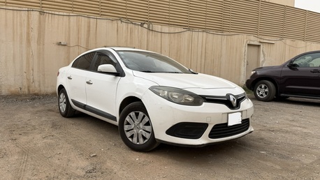 Riyadh, Vehicles, Cars & Trucks , SAR 16000,  Renault Fluence,  2015,  Automatic,  272500 KM,